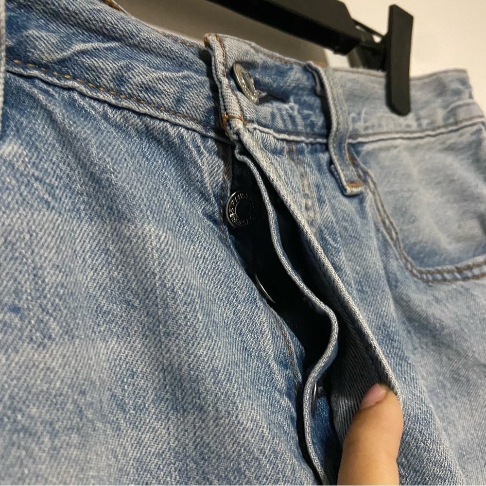 Levi's Patched 501 Cut Off Denim Jean Shorts Size 28 - Picture 4 of 9